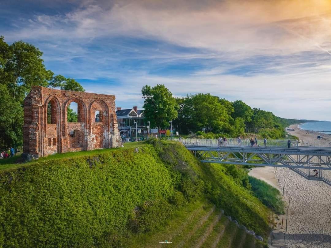 Apartamenty Obok Ruin Trzesacz Bagian luar foto